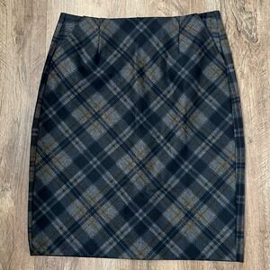 Cabi Women's Plaid Skirt Career Pencil Skirt Professional Office Wear Size 2